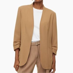 NWT Aritzia color saville Forte Blazer